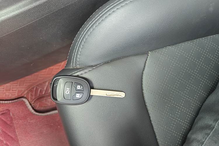 Changan Eado EV 2022 #12 Changan Eado EV 2022 car image #12