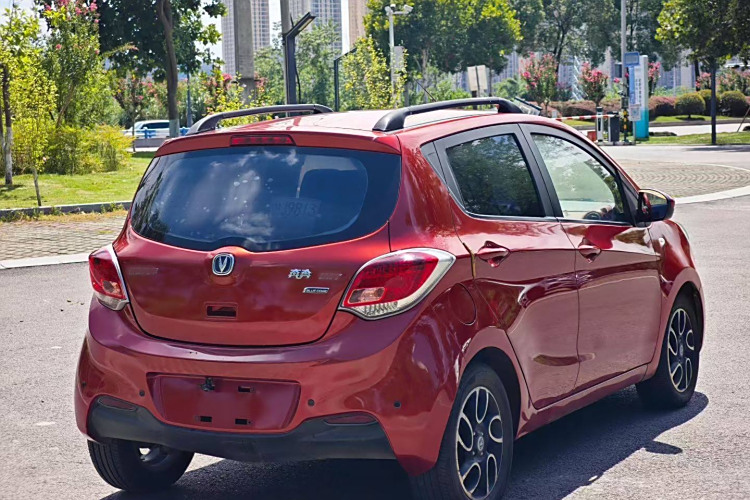 Changan BenBen 2015 #12 Changan BenBen 2015 صورة سيارة #12