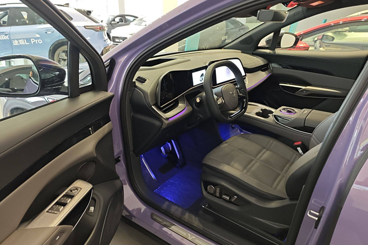 HongQi TianGong 08 #12 HongQi TianGong 08 car image #12