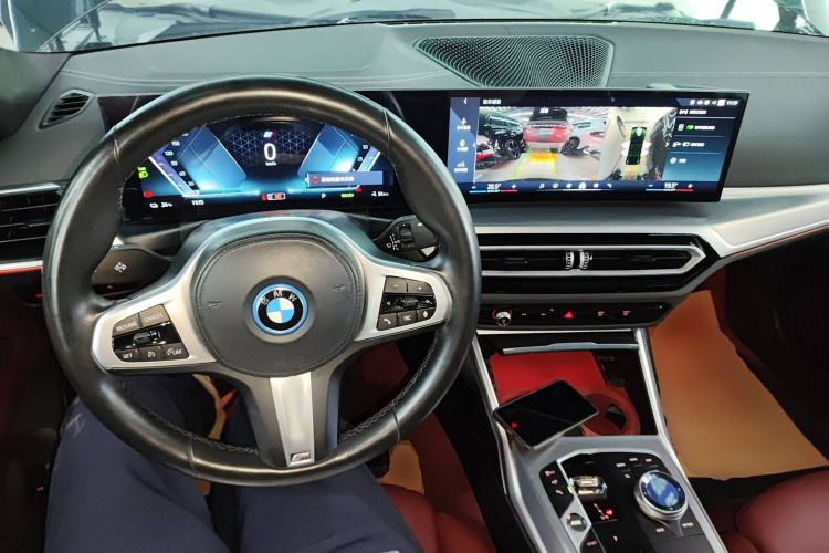 BMW i4 M50 2024 #12 BMW i4 M50 2024 car image #12