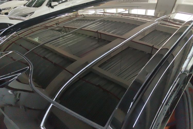 Lynk & Co 900 2025 car image #12