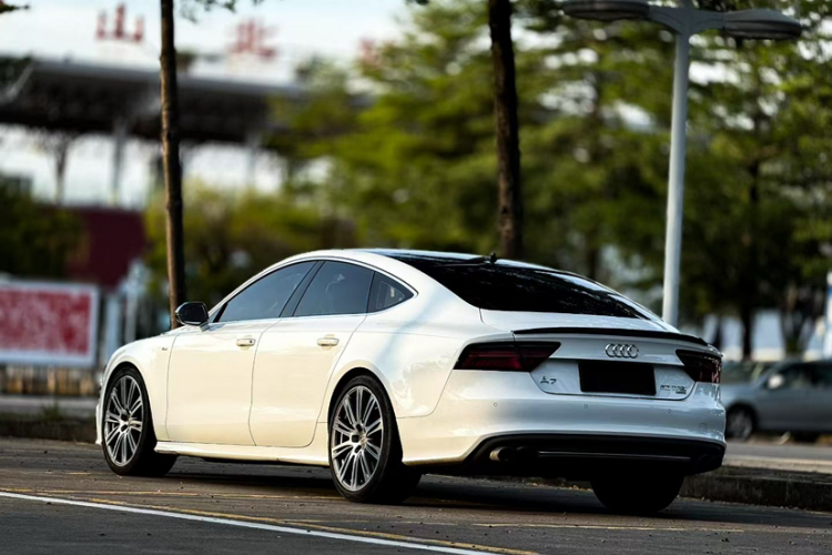 Audi A7 2015 immagine di auto #12