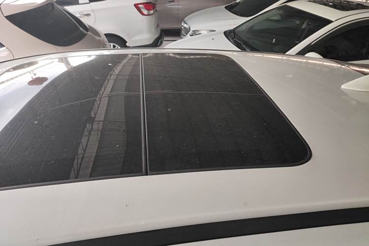 Honda Jade 2019 car image #12