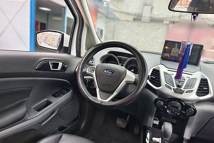 Ford EcoSport 2016 изображение автомобиля #12
