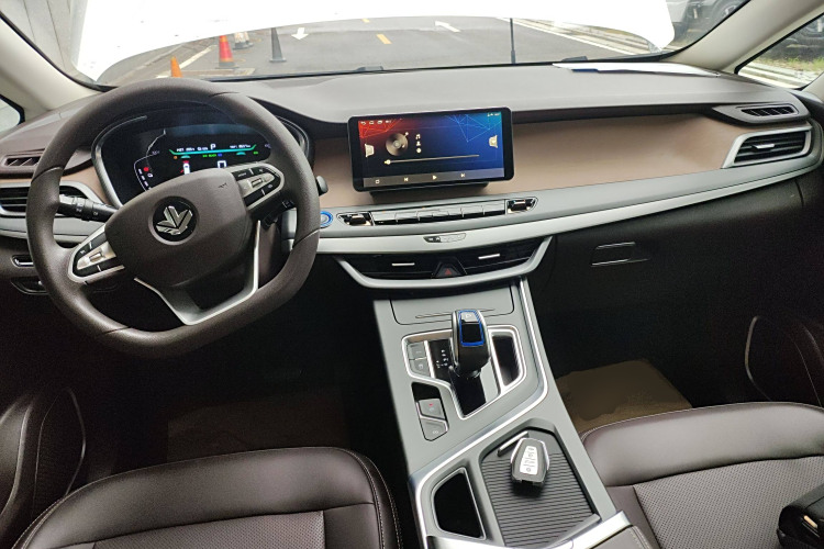 睿蓝汽车 枫叶80v 2024 汽车图片 #12