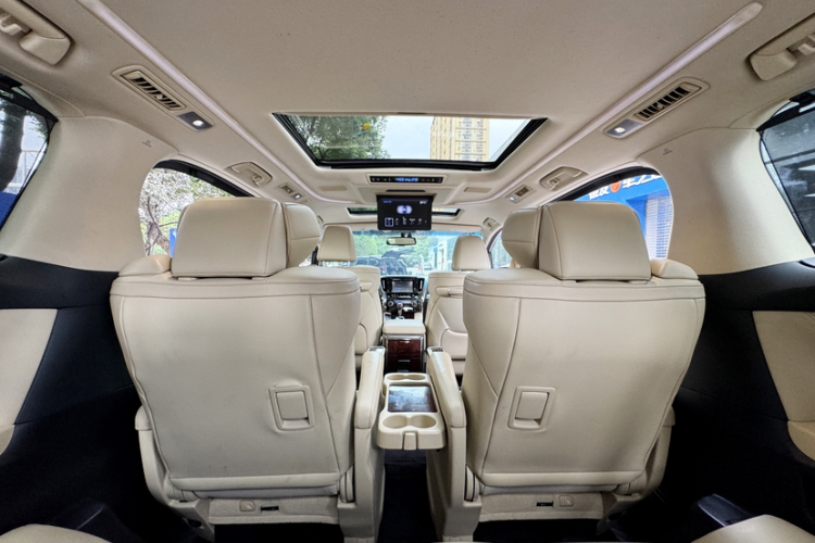 丰田 埃尔法 2017 汽车图片 #12