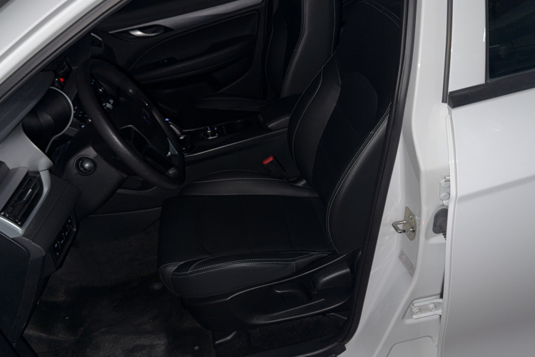 GEELY Emgrand New Energy 2019 car image #12