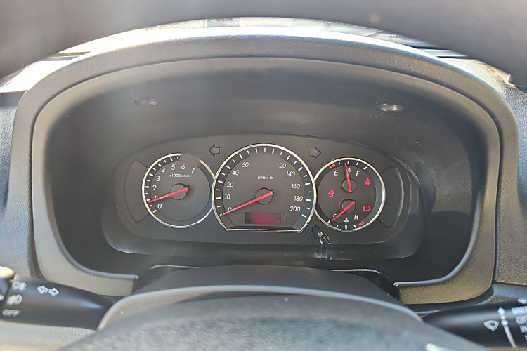 长安 悦翔V3 2016 汽车图片 #12