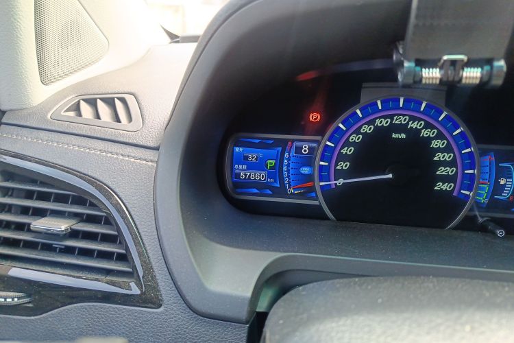 BYD S7 2017 image de voiture #12