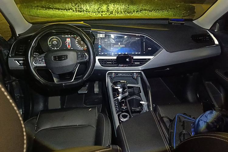 GEELY Tugella New Energy 2019 car image #12