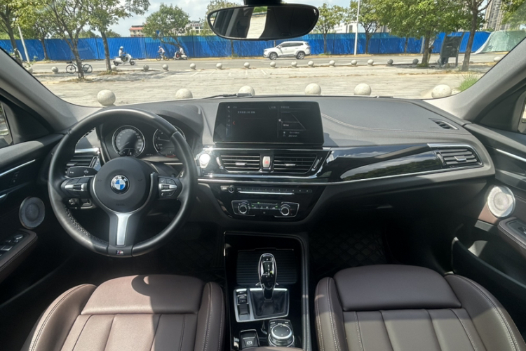 BMW 1 Series M 2022 #12 BMW 1 Series M 2022 car image #12