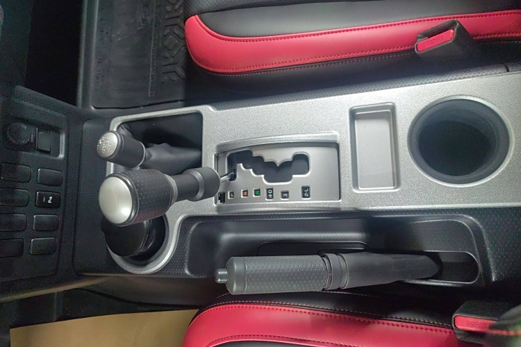 Toyota FJ Cruiser 2019 #12 Toyota FJ Cruiser 2019 car image #12