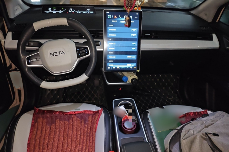 哪吒汽车 哪吒AYA 2024 汽车图片 #12