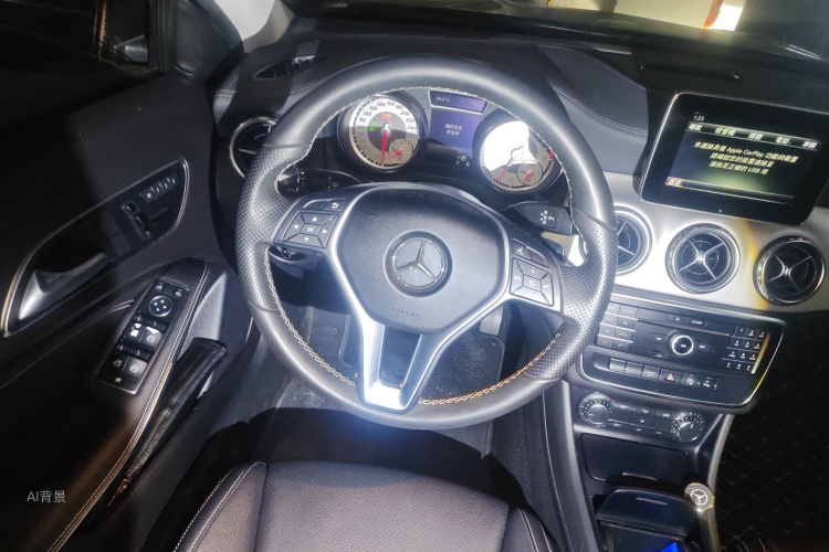 Mercedes-Benz GLA Class 2016 car image #12