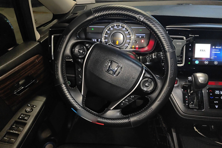 Honda Elysion 2016 imagen de coche #12