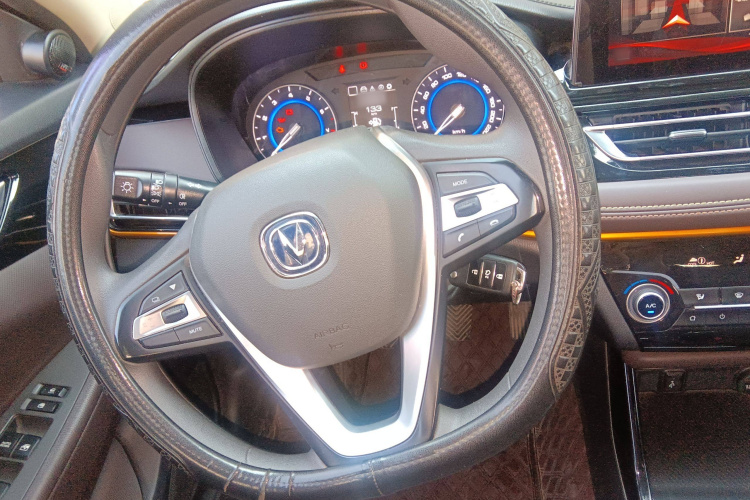 Changan Eado DT 2019 #12 Changan Eado DT 2019 car image #12