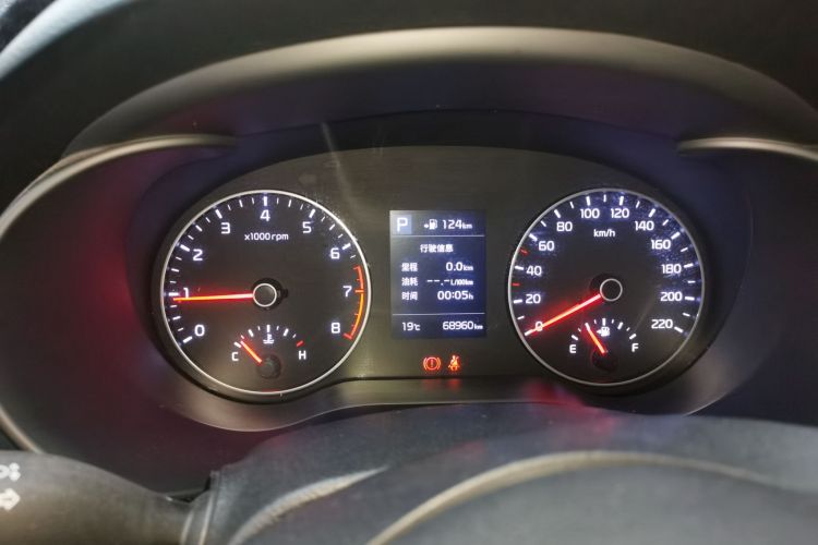 Kia Rio Cross 2019 صورة سيارة #12