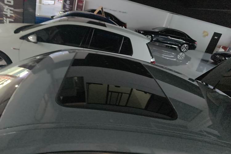 BMW i4 M50 2023 #12 BMW i4 M50 2023 car image #12