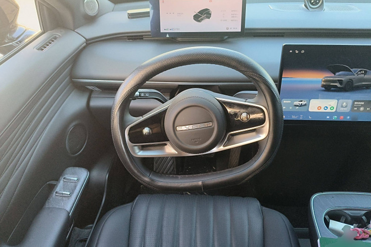 Exceed Stellar Era ET 2025 car image #12