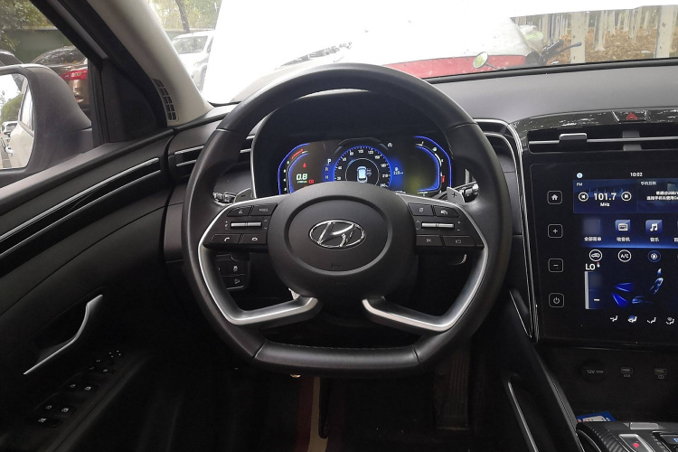 Hyundai Tucson (Imported) 2023 #12 Hyundai Tucson (Imported) 2023 car image #12