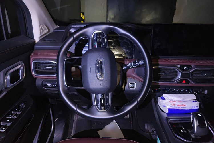 GEELY OkavangoR7 2022 car image #12