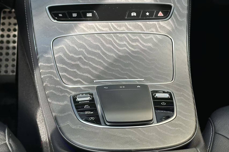 Mercedes-Benz CLS Class 2021 car image #12