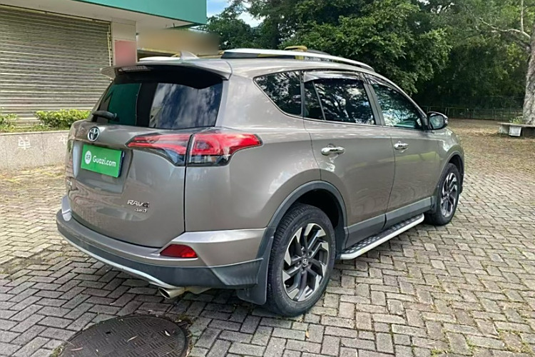 Toyota RAV4 (Imported) 2018 #12 Toyota RAV4 (Imported) 2018 immagine di auto #12