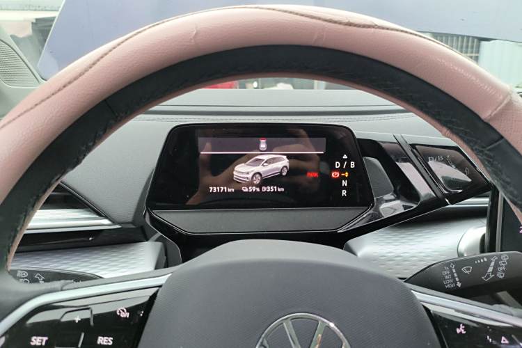 Volkswagen ID.6 X 2021 car image #12