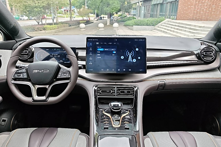 BYD Frigate 07 2023 #12 BYD Frigate 07 2023 car image #12