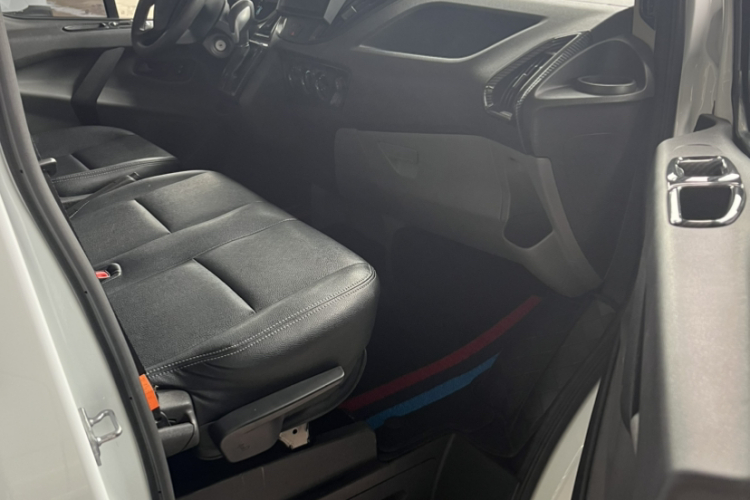 Ford Transit 2020 immagine di auto #12