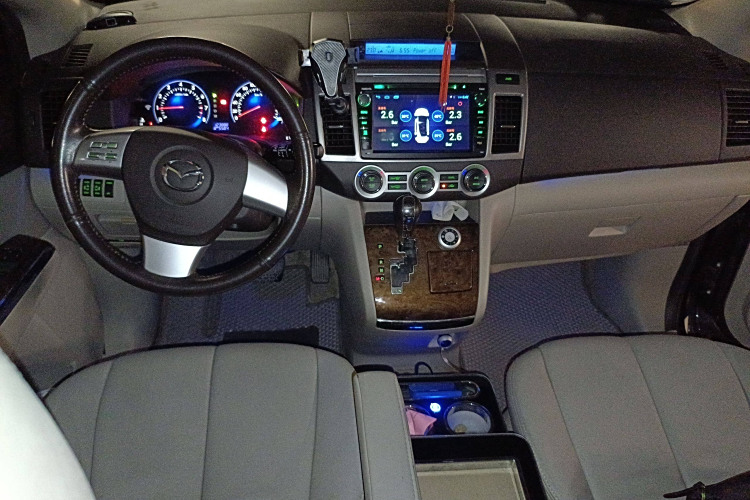 马自达 马自达8(进口) 2011 汽车图片 #12