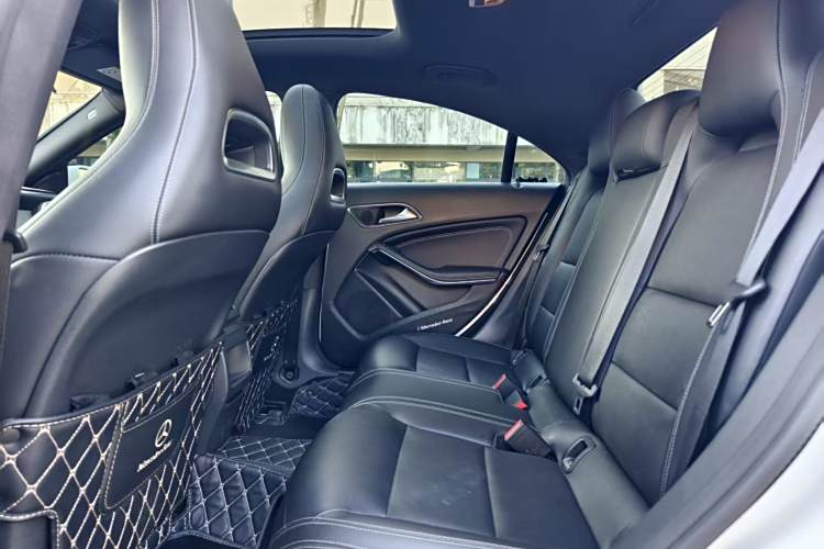 Mercedes-Benz CLA Class (Imported) 2018 car image #12