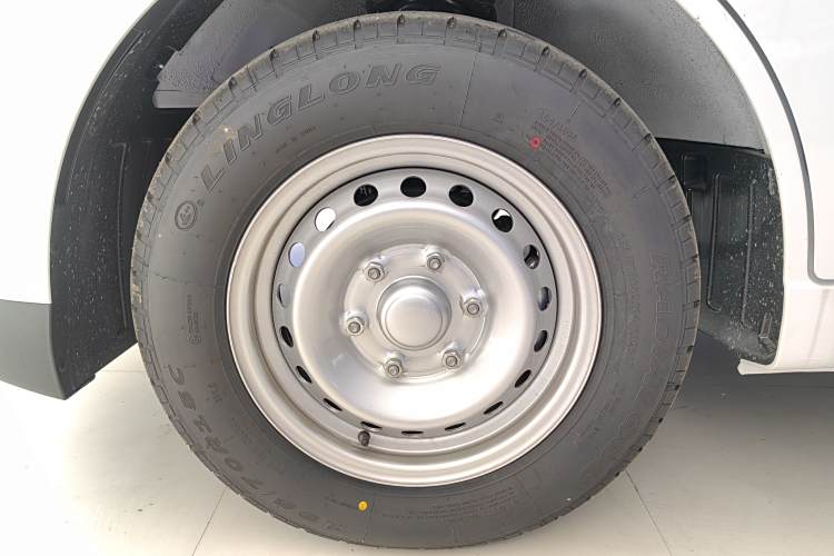 五菱汽车 五菱扬光电卡 2025 汽车图片 #12