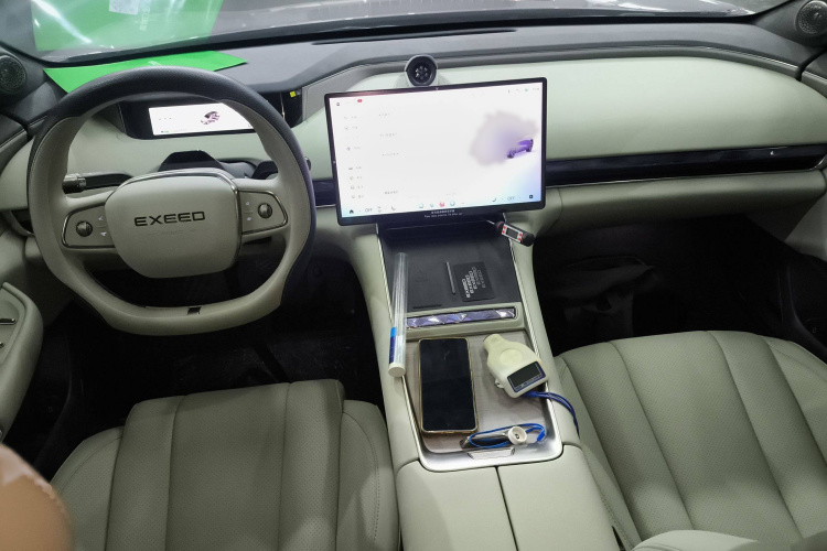 Exceed Stellar Era ES 2025 immagine di auto #12