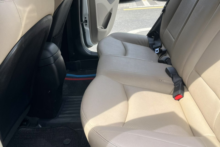 现代 朗动 2015 汽车图片 #12