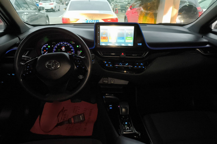 Toyota C-HR EV 2021 immagine di auto #12