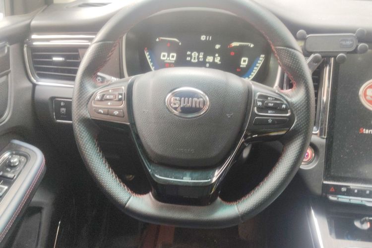 SWM斯威汽车 SWM斯威G01 2021 汽车图片 #12