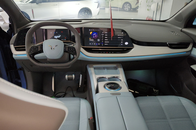 HongQi TianGong 08 2025 car image #12