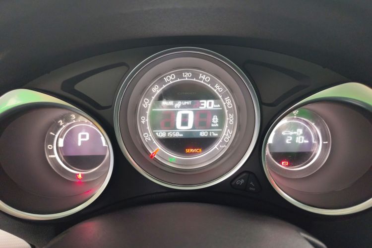 雪铁龙 雪铁龙C4L 2017 汽车图片 #12