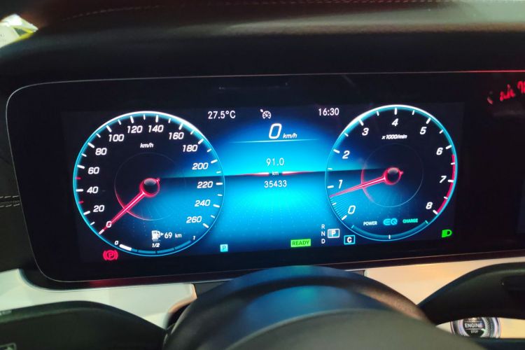 Mercedes-Benz E Class (Imported) 2021 immagine di auto #12