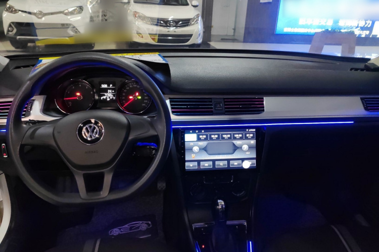 Volkswagen C-Trek 2019 immagine di auto #12