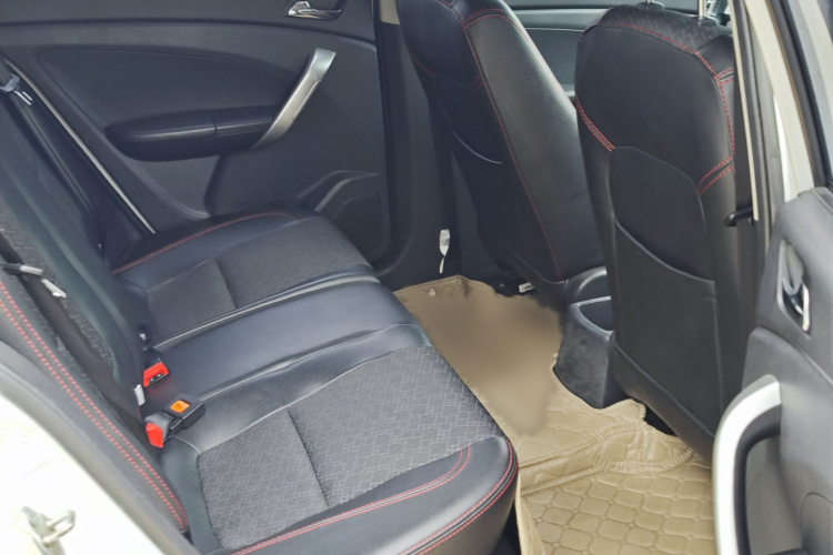 Kaiyi C3R 2017 изображение автомобиля #12