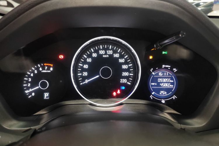 Honda VEZEL 2020 #12 Honda VEZEL 2020 car image #12