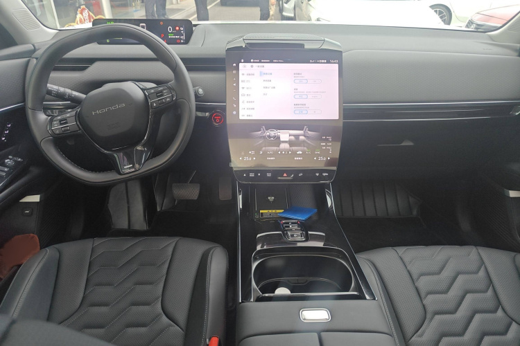 Honda S7 2025 #12 Honda S7 2025 car image #12