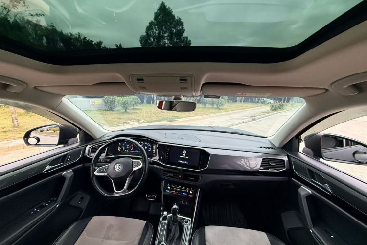 Volkswagen Tayron X 2021 car image #12