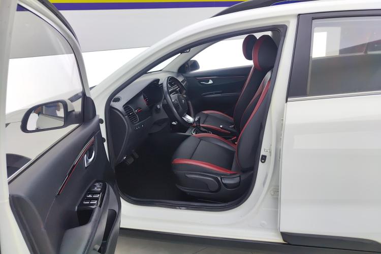 Kia Rio Cross 2019 صورة سيارة #12