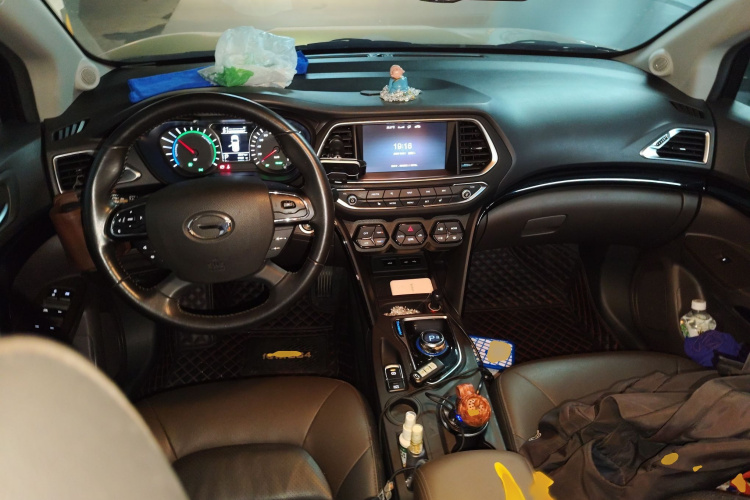 GAC Trumpchi GS4 New Energy 2018 #12 GAC Trumpchi GS4 New Energy 2018 car image #12