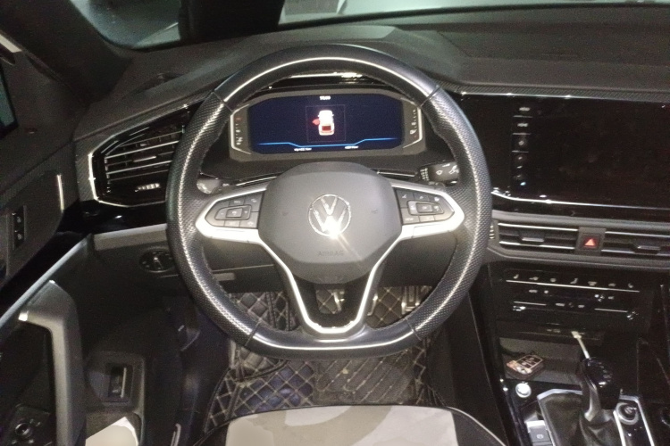 Volkswagen Tayron X 2021 #12 Volkswagen Tayron X 2021 car image #12