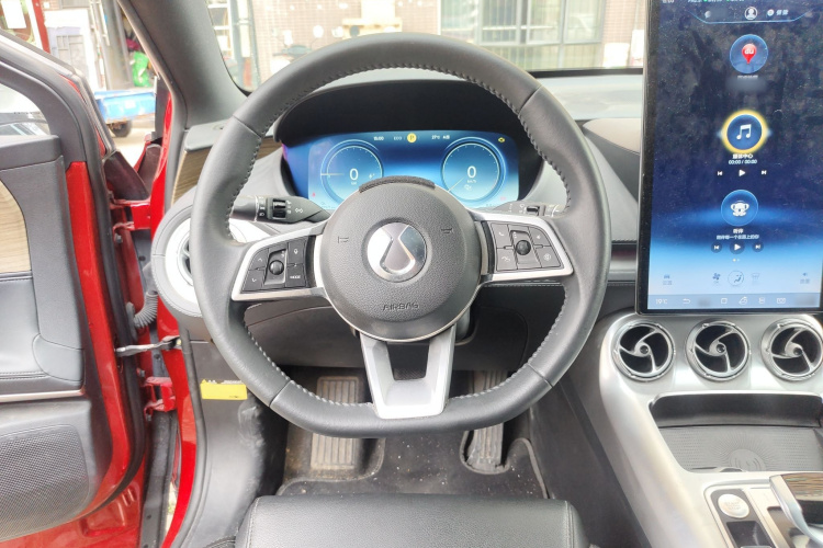 Denza X 2021 car image #12