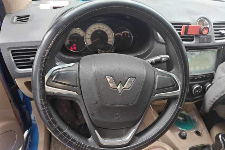 五菱汽车 五菱宏光 2014 #12 五菱汽车 五菱宏光 2014 汽车图片 #12